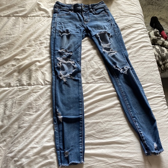 Distressed American Eagle jeans size 0 - Picture 1 of 1